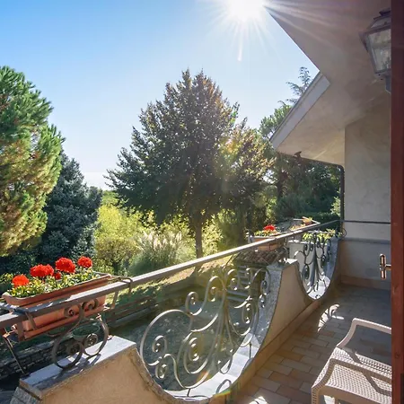 ヴィラ La Collina Di Cesare *